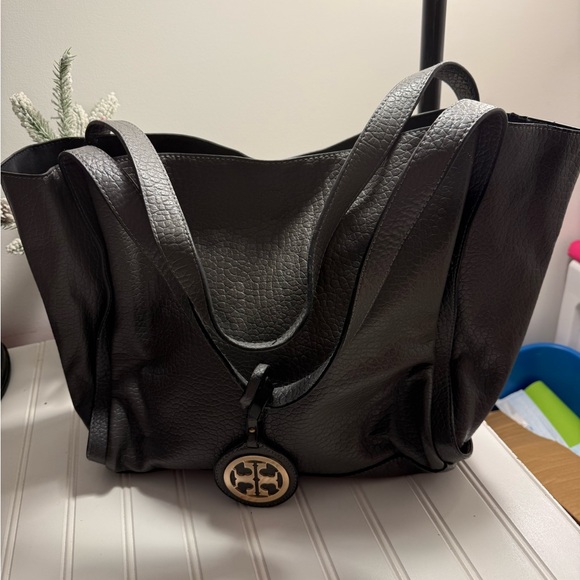 Tory Burch Handbags - Tory Burch Gray Leather Tote with Logo Charm